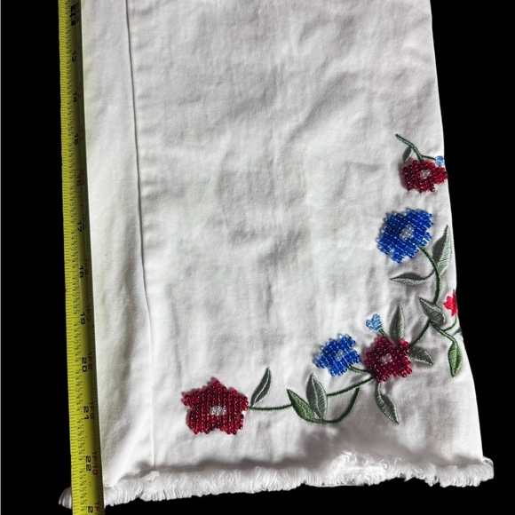 Calvin Klein Woman's White Beaded Crocked Pants Jeans Size 6 Vtg Japan - Picture 7 of 13